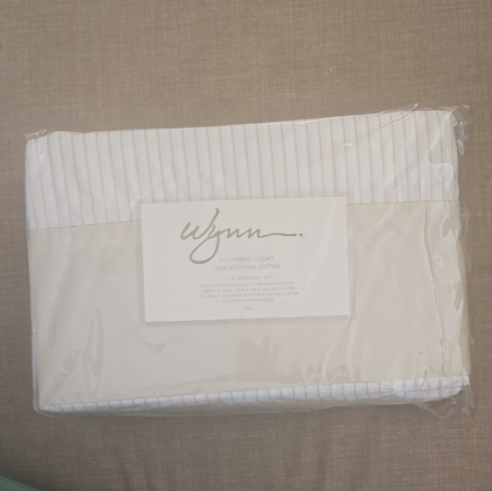Cream and White Cotton Bedding Set